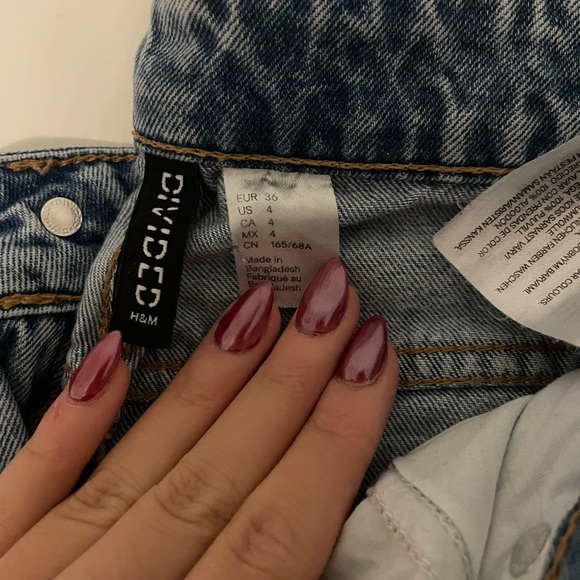 H and M divided wide leg blue jeanss - Picture 3 of 7